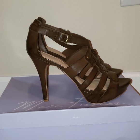 Marc Fisher Sandals Size 9 - Picture 3 of 4